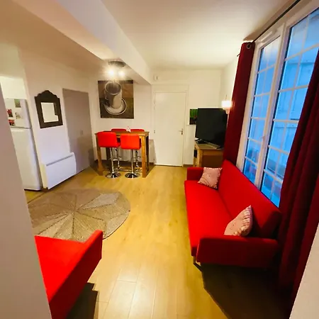 La Camino Apartment